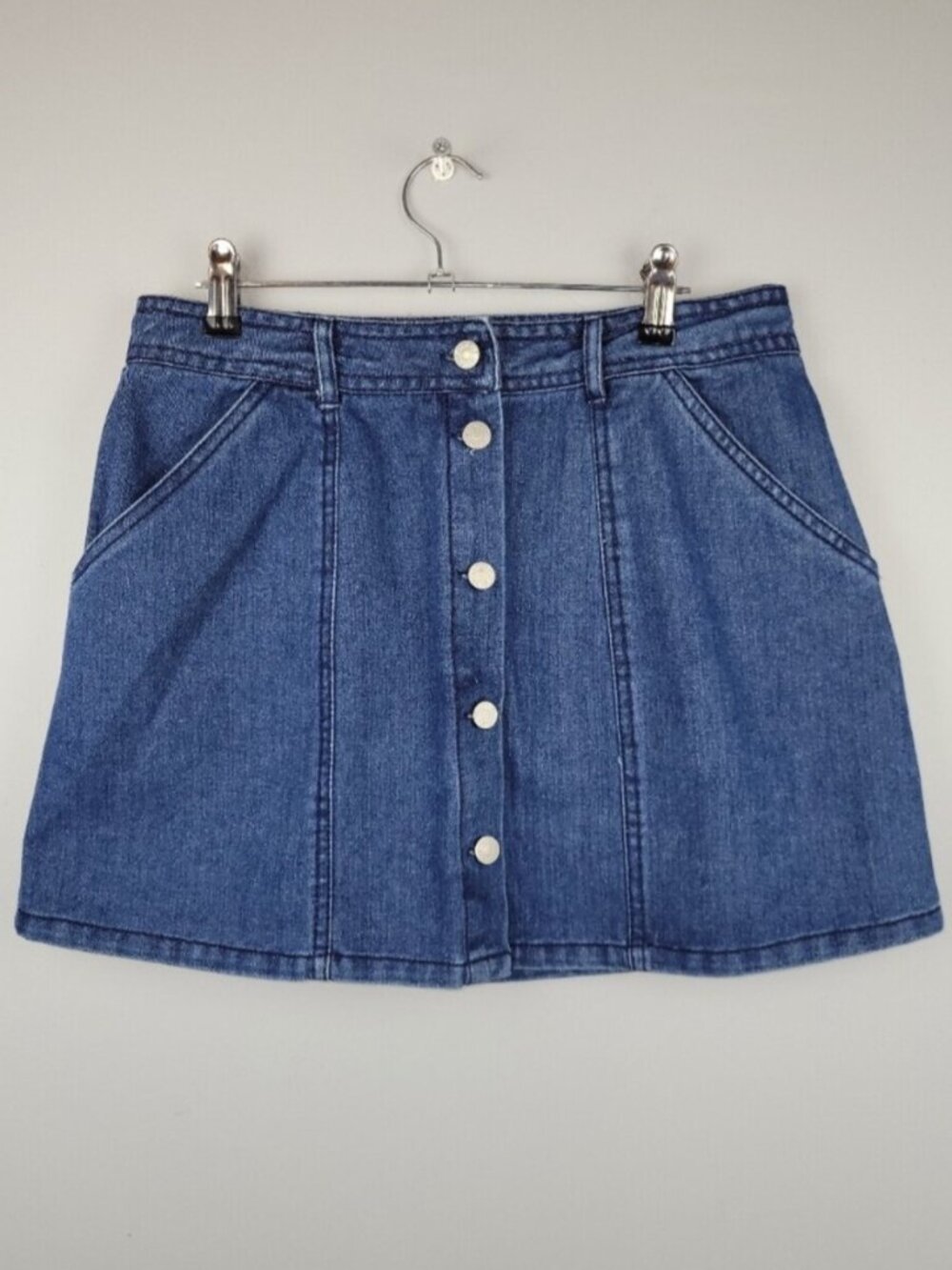Button-Front Denim Mini Skirt in Blue🧡 - Picture 1 of 2